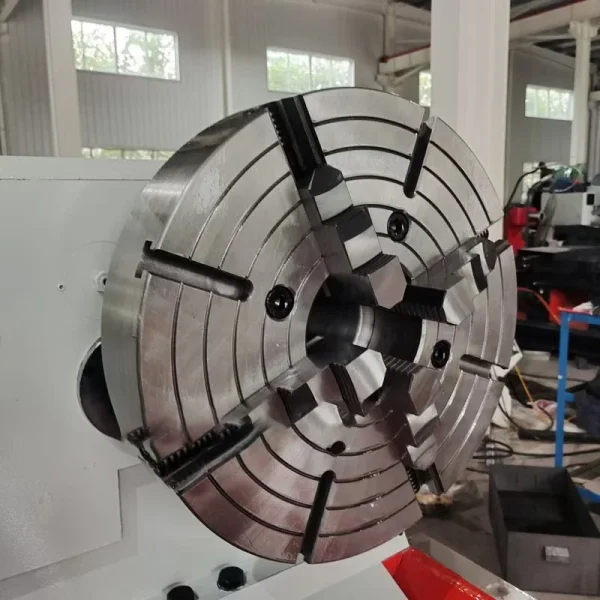 Chinese Heavy-Duty Horizontal Lathe Machine Manual with Digital Features 220V Manual Lathe Manufacturing Machine