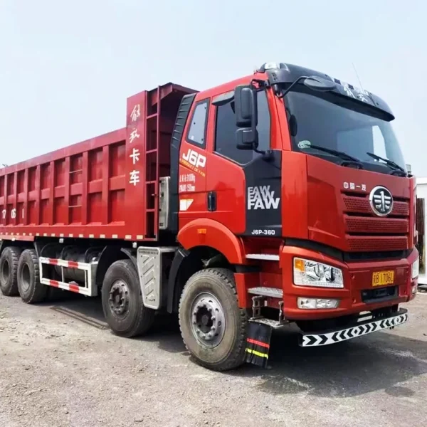 Sinotruck Dump Truck 350 HP 360HP 390HP 430HP 460HP Used Faw Trucks Used Tipper Trucks 8x4 Faw Small New Dump Truck