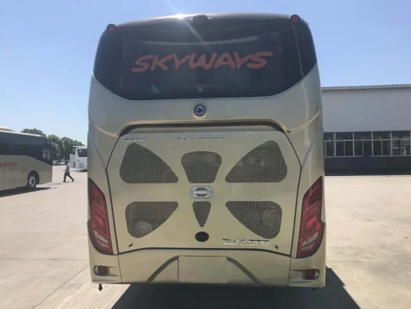 Cheap Price BRAND NEW 12 Meter Diesel RHD Euro-3 Luxury Coach Bus in Stock