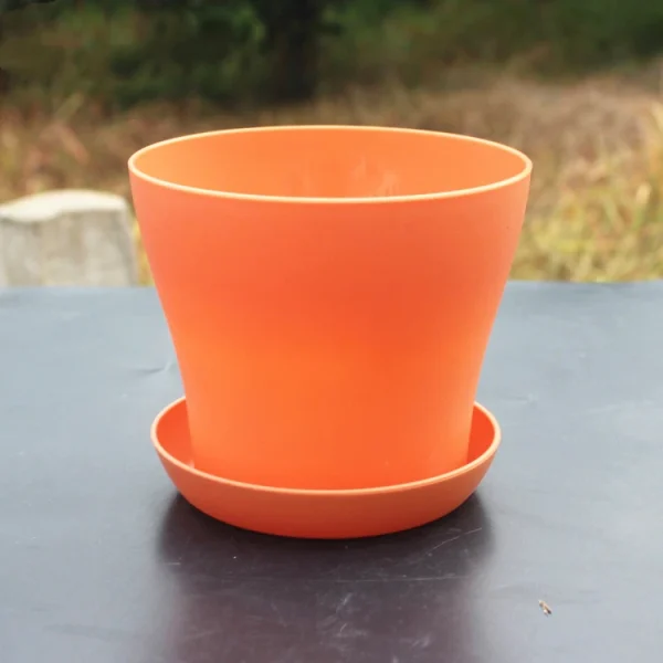 Hot Sale Garden Flower Pots Planters Home Decoration Creative Plastic Flower Pots Balcony Environmental Wholesale Plastic Pot