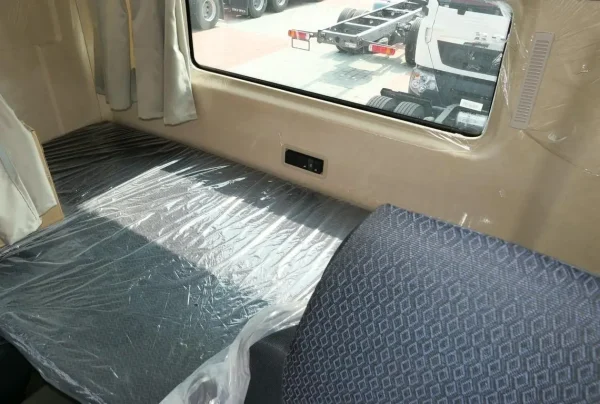 Hot Sale SINOTRUCK HOWO TX 6X4 430HP TRACTOR TRUCK