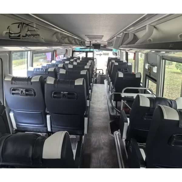 New White diesel Luxury Minibus Higer Mini Bus for Passenger Transport V11 (KLQ6116V)