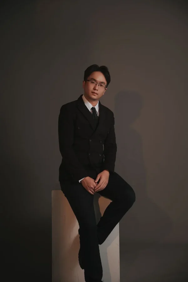 Corolla Luxury HEV Sedan Hot Sale 2024 High-Speed 5-Seater Japanese Cars with Euro VI Emission Standard Used Cheap Car Coches