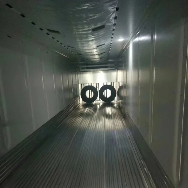 30 Ton Refrigerated Truck for Long-Distance Fruit & Vegetable Cold Chain Transport New Manual Diesel Vehicle 30 Ton Refrigerated Truck for Long-Distance Fruit & Vegetable Cold Chain Transport New Manual Diesel Vehicle