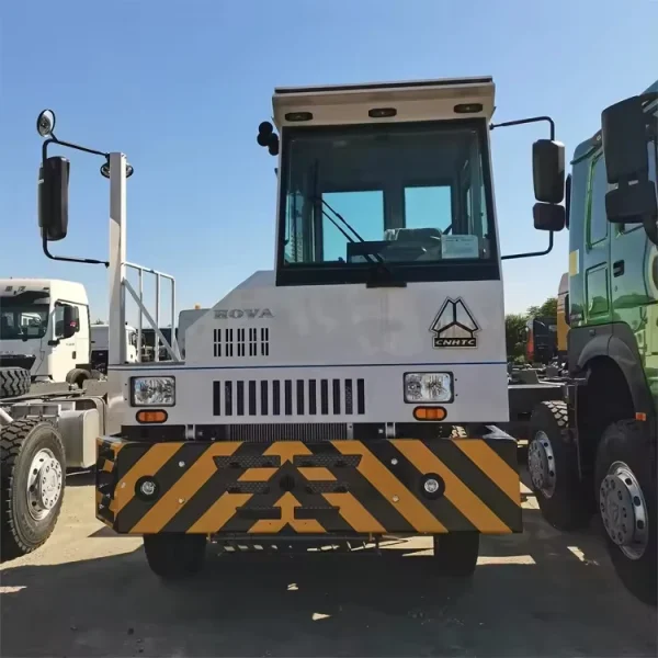 2025 Brand New Sinotruk Howo Euro 2 4X2 300Hp Port Tractor Truck High Traction for Container Yard Quay Crane Transfer