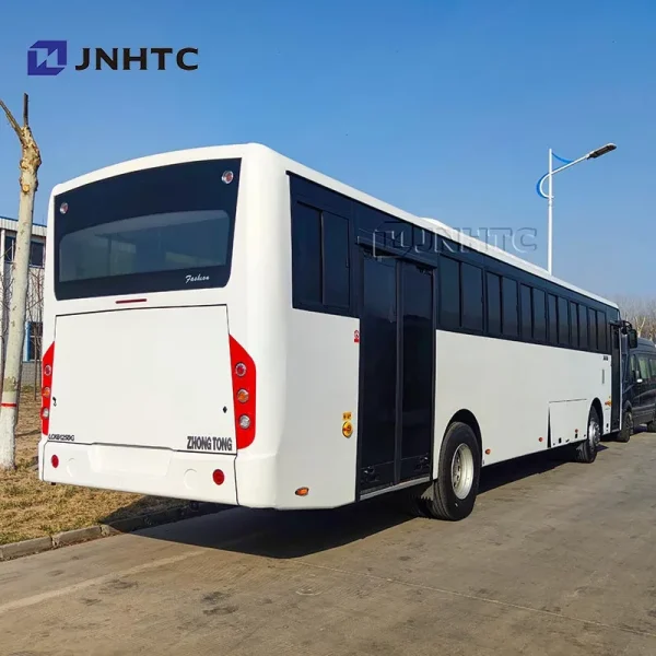 New LCK6125DG Coach Bus with Sliding Windows 60+1 Seats for City Transport Diesel Fuel Manual Transmission