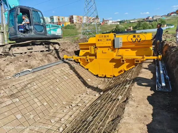 T-shape  Automatic Concrete Trench Canal Forming Machine Drainage Ditch Road Construction Machinery