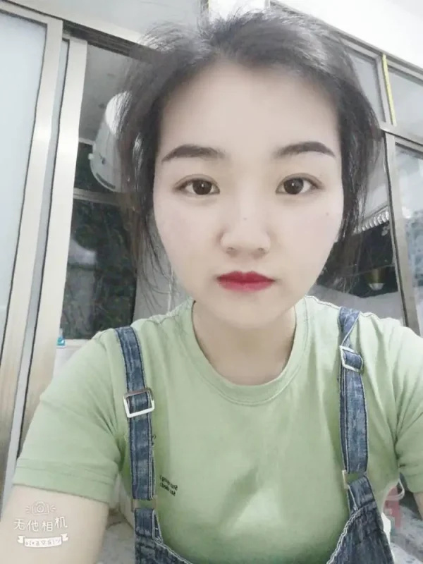 Wholesale Newest Design Fashion Custom logo Women Quartz Watches Crystal Beads Crystal Ladies Watches