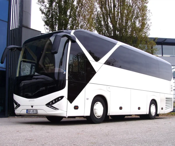 Hot Sale 13 Meter Brand New Luxury Bus with Toilet diesel Shuttle Bus coach Bus