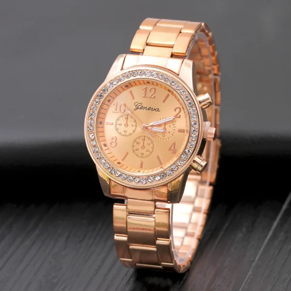 Hot Selling Trendy Luxury Women Geneva Casual Wrist Watch with Diamond Round Dial Plate Quartz Movement Business Watch