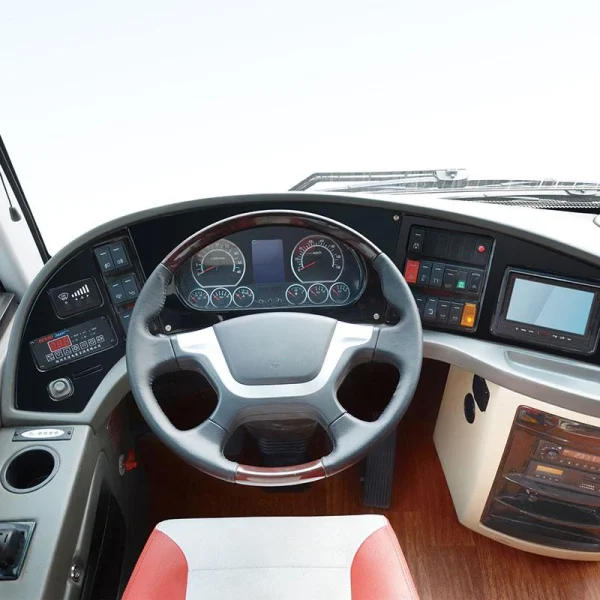 Yu Tong Good Quality Brand New 55-65 Seats Coach Bus With Toilet