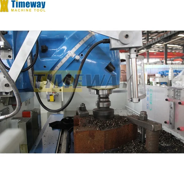 RUM460 High Quality New Universal Ram Type Milling Machine for Industry Machinery Made in China