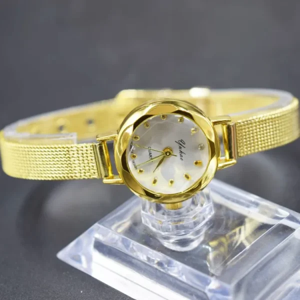 2024 Luxury Brands Crystal Diamond Small Ladies Watches for Woman Wristwatch