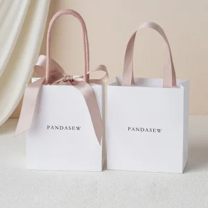 Customized High-end Jewelry Luxury Shopping Paper Bag Paper Bag With Gold Stamping Logo