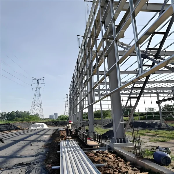 Modern Designed Prefabricated Steel Structure Workshop Outdoor Industrial Bridge Warehouse for Construction Real Estate Industry
