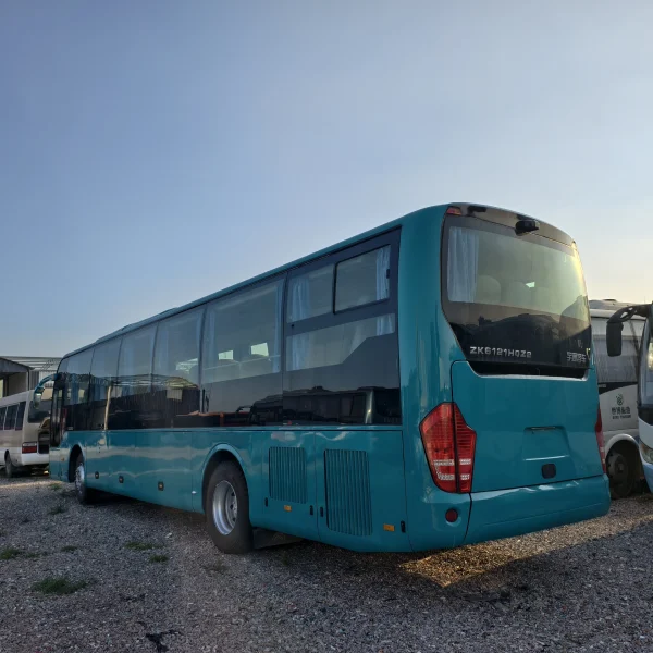 Brand New Yu-tong Bus D14 Euro 3 Diesel Luxury for Sale Brand New Front Engine Double Rear Axle Coaches 72 Seat Bus F13 ZK6139D