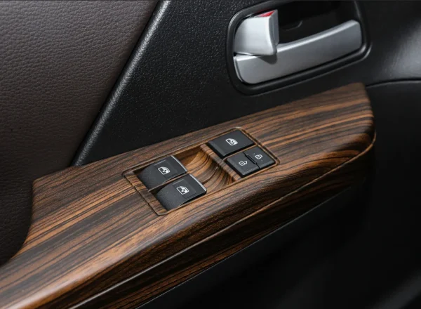 Dongfeng Mini Vans 2.0L MPV Bus New Business Car Strong Body RWD Manual Gear Box Leather Seats Dark CNG Electric Options Dongfeng Mini Vans 2.0L MPV Bus New Business Car Strong Body RWD Manual Gear Box Leather Seats Dark CNG Electric Options