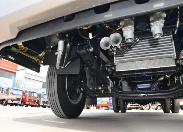 Howo 6X4 Factory Low Price Sale New 20 Ton Flatbed Truck Hydraulic Winch for Heavy Equipment Hauling Diesel Fuel Right Van