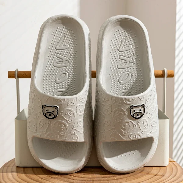 Summer Fashion Men's Slippers Printting Little Bear Sandals Indoor Bathroom Non-slip Soft Women Dormitory Casual Shoes Couple