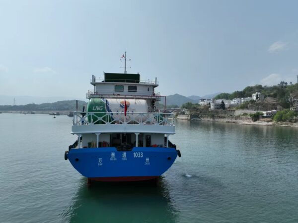 High-Speed New 2019 Diesel Small Steel Hull Bulk Carrier Cargo Ship Landing Craft for Sale