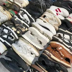 S02 Hot Selling Used International  Luxury  Brand Men's Shoes Wholesale Second Hand Men Luxury Designer Shoes Bales Mixed Brands