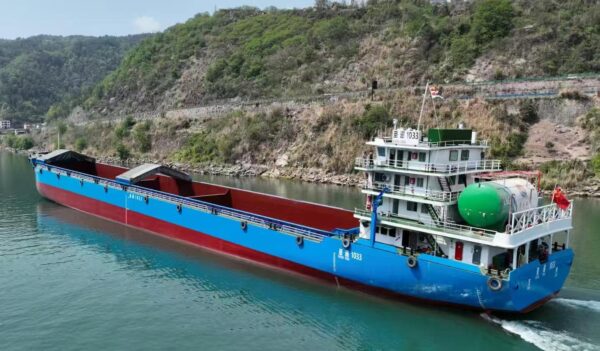 High-Speed New 2019 Diesel Small Steel Hull Bulk Carrier Cargo Ship Landing Craft for Sale