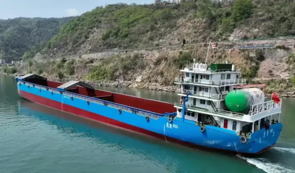 High-Speed New 2019 Diesel Small Steel Hull Bulk Carrier Cargo Ship Landing Craft for Sale